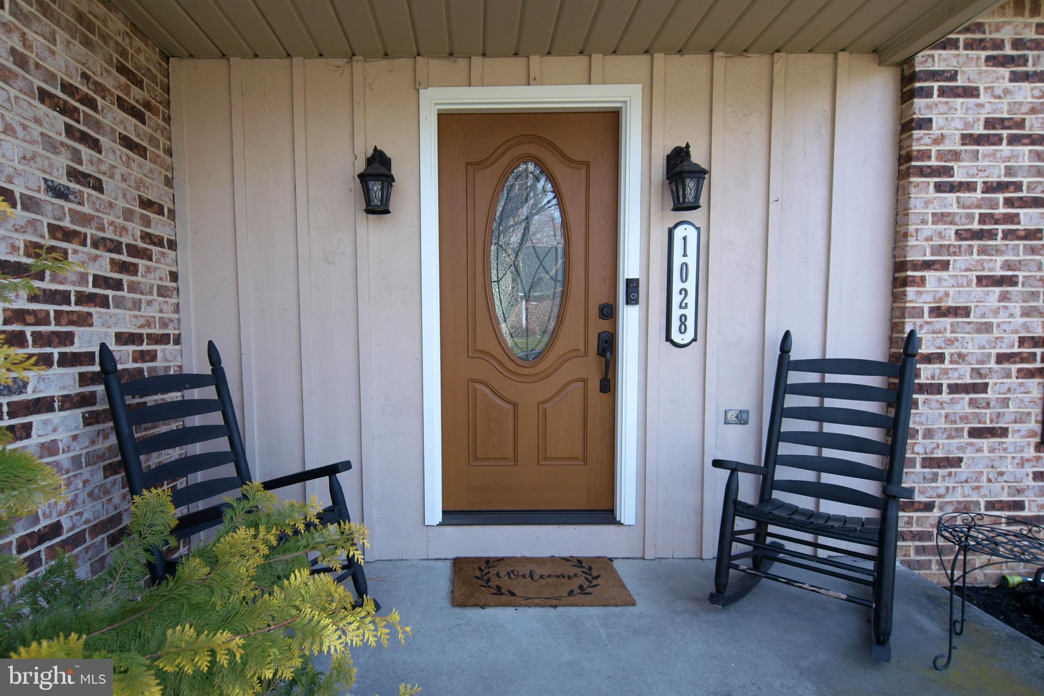1028 Hawthorn Road Allentown, PA 18103 - Photo 2 of 24 Gallery Image 2
