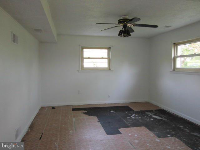 302 Poorhouse Road Winchester, VA 22603 - Photo 14 of 16 Interior (General)
