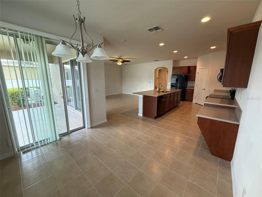 2821 Cypress Bowl Road Lutz, FL 33558 - Photo 12 of 57