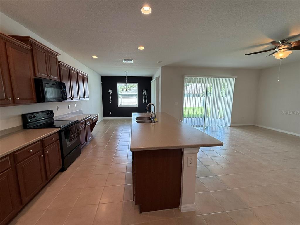 2821 Cypress Bowl Road Lutz, FL 33558 - Photo 17 of 57