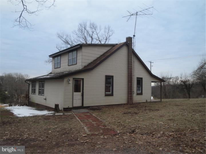 188 Mt Penn Road Reading, PA 19607 - Photo 4 of 14 Gallery Image 4