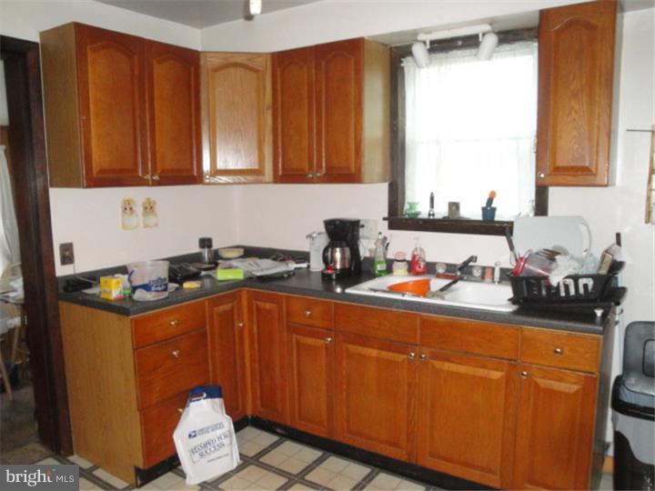 188 Mt Penn Road Reading, PA 19607 - Photo 10 of 14 Gallery Image 10