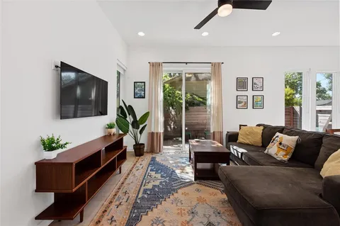 $699,000 | 1704 East 32nd Street, Unit B, Austin, TX 78722