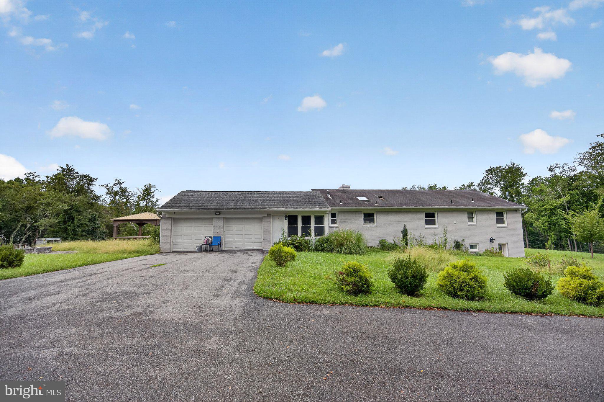 10022 Colvin Run Road Great Falls, VA 22066 - Photo 15 of 16 Gallery Image 15