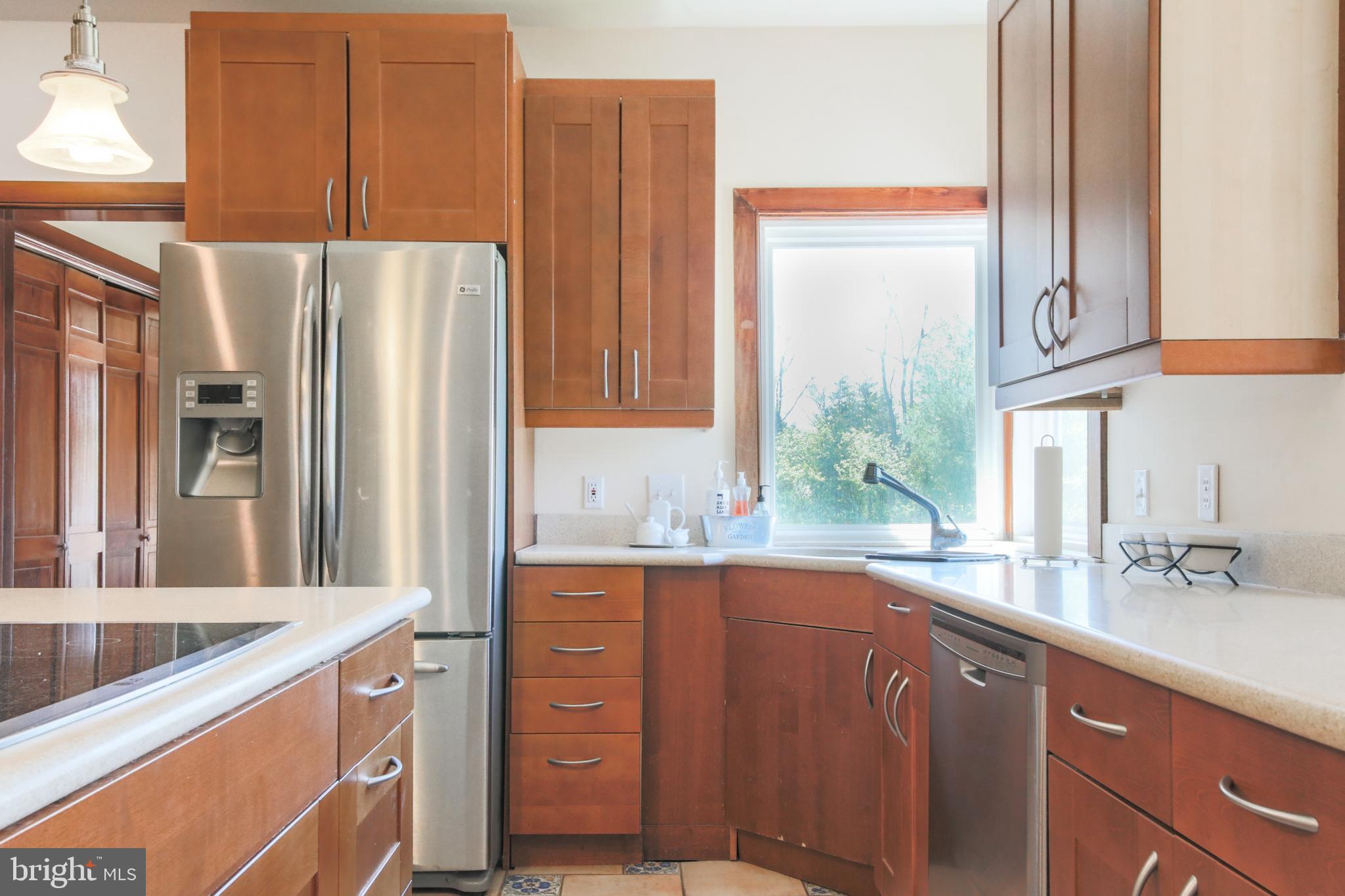188 Keystone Road Quakertown, PA 18951 - Photo 11 of 44 Stainless Steel Appliances