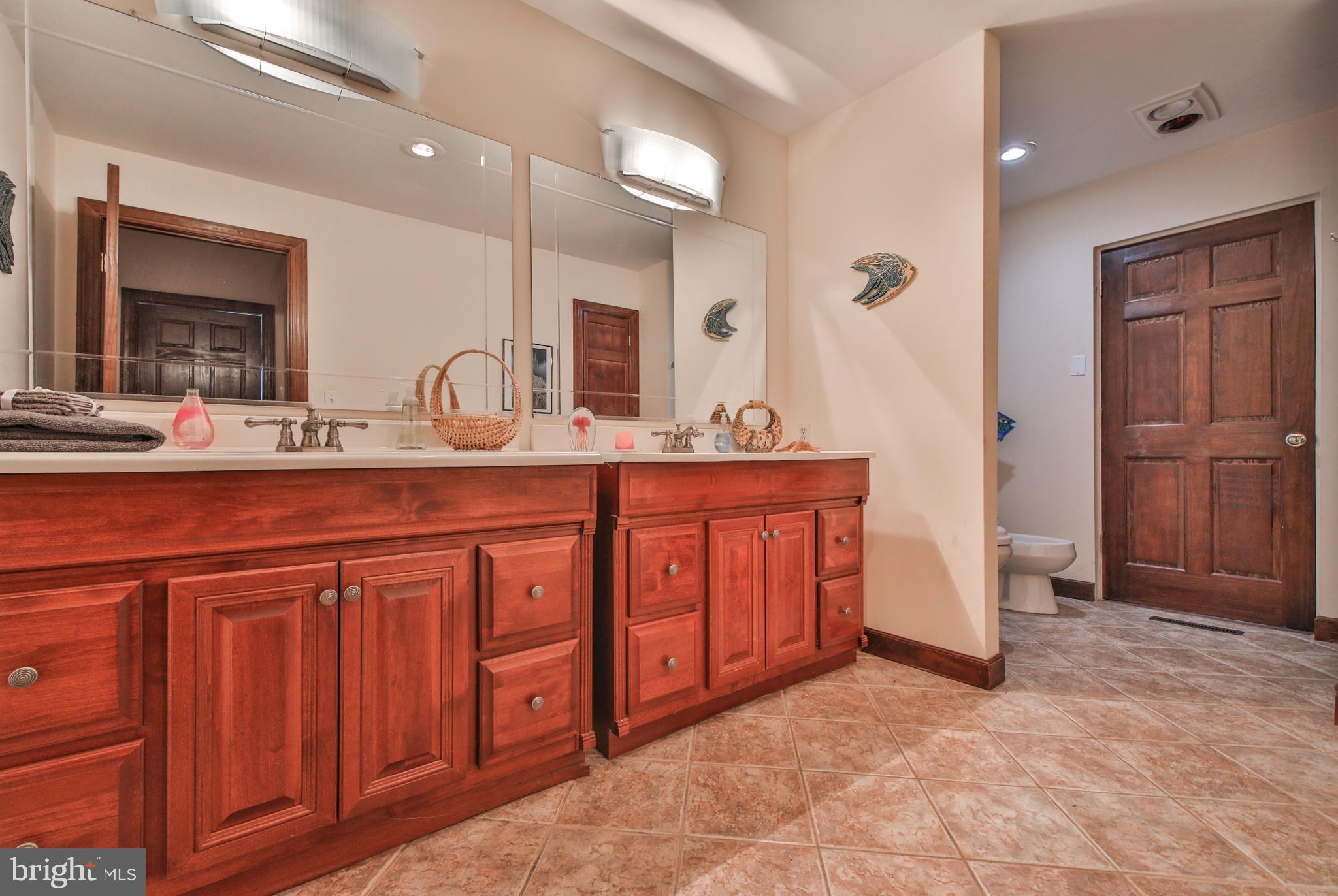 188 Keystone Road Quakertown, PA 18951 - Photo 16 of 44 First Floor Full Bathroom
