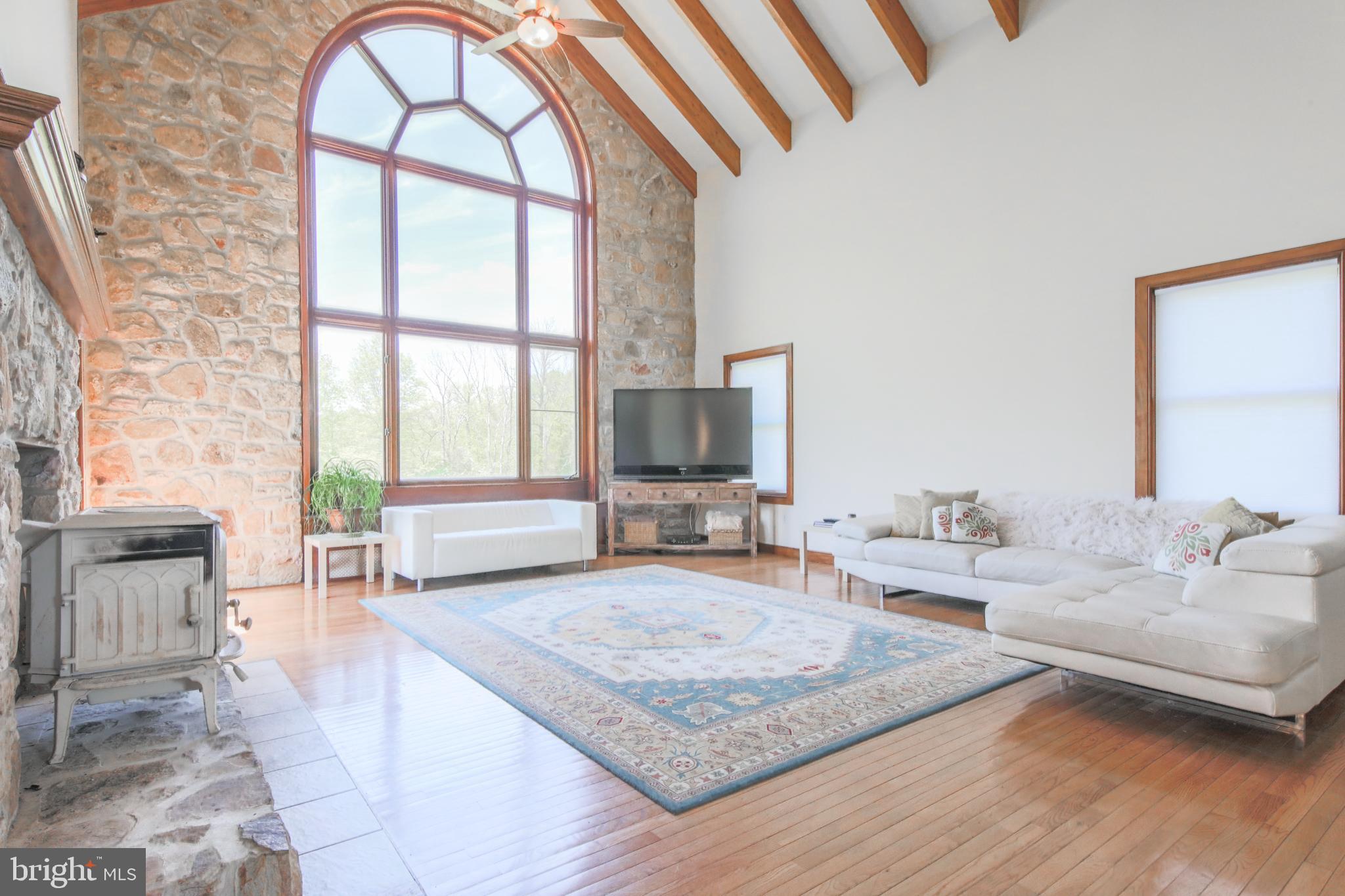 188 Keystone Road Quakertown, PA 18951 - Photo 6 of 44 Fabulous Stone Wall And Beams