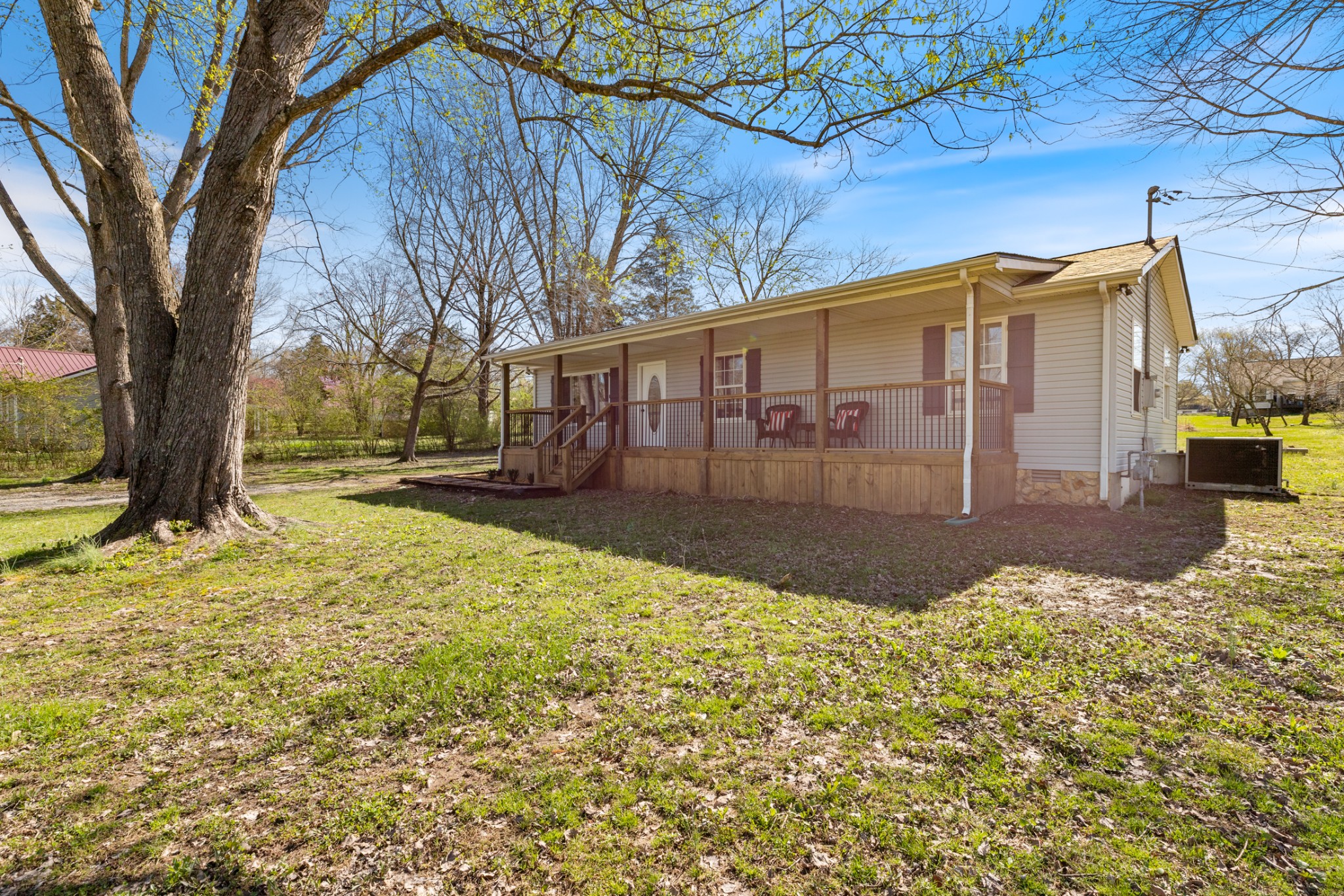 108 Aaron Drive Burns, TN 37029 - Photo 2 of 31 a view of a house with a yard