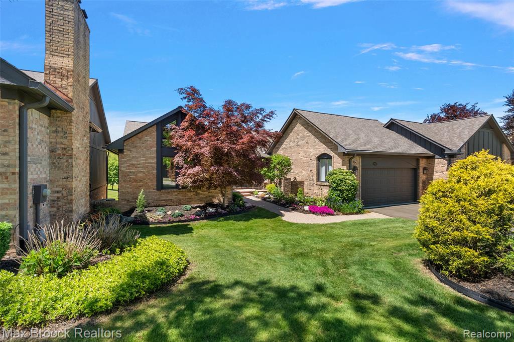 1954 Pine Ridge Court Bloomfield Hills, MI 48302 - Photo 29 of 35