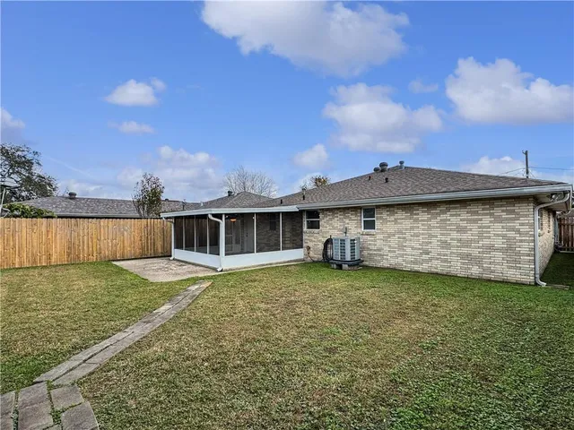$219,000 | 3304 Corinne Drive, Chalmette, LA 70043