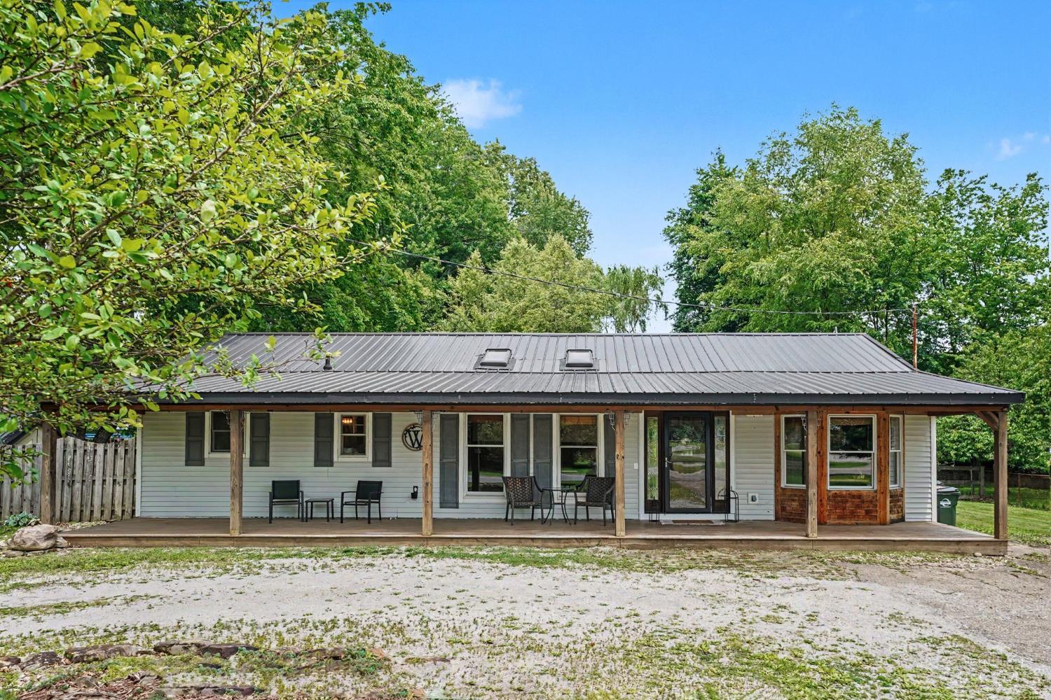 1434 Locust Lake Road Amelia, OH 45102 - Photo 2 of 27