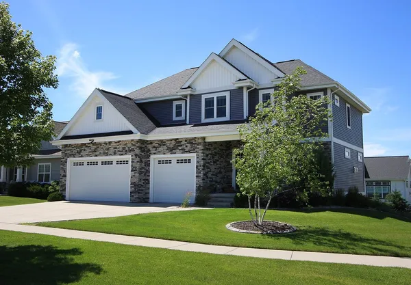 $924,900 | 1105 Water Wheel Drive, Waunakee, WI 53597