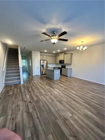 $2,100 | 115 Buckingham Lane, Hoschton, GA 30548