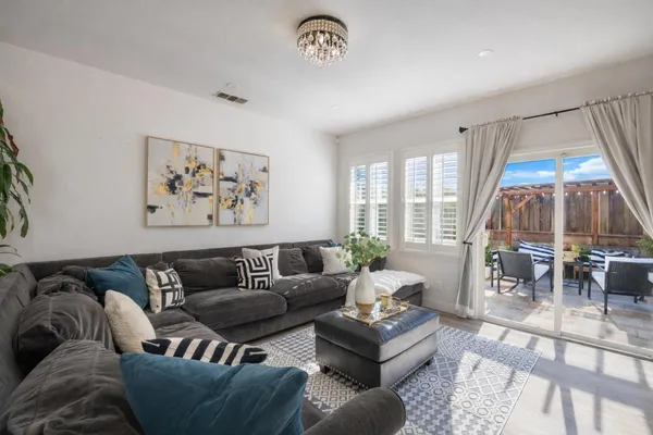 $799,900 | 113 South Pacifico Street, Mountain House, CA 95391