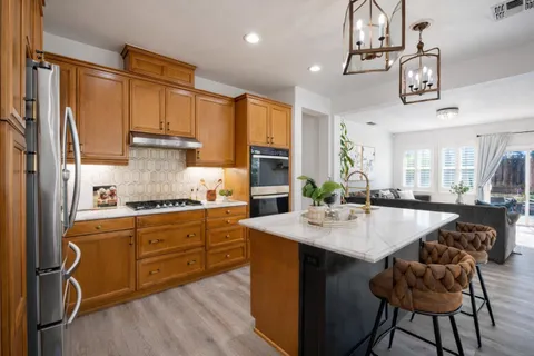 $799,900 | 113 South Pacifico Street, Mountain House, CA 95391
