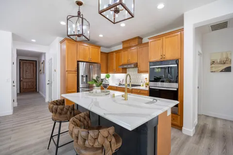 $799,900 | 113 South Pacifico Street, Mountain House, CA 95391