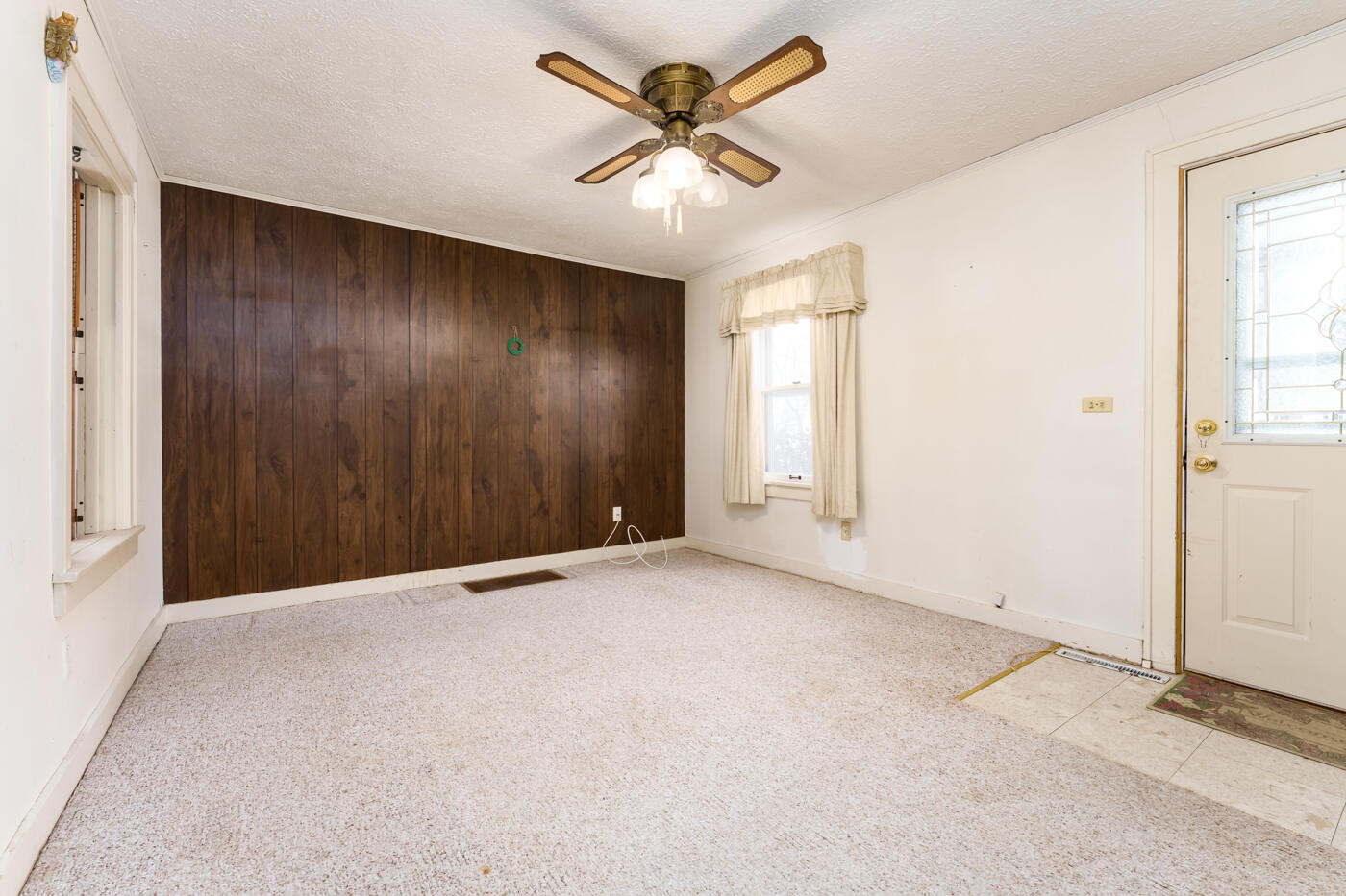 515 West Street Three Rivers, MI 49093 - Photo 3 of 34 West_St_515_ThreeRivers_49093-3