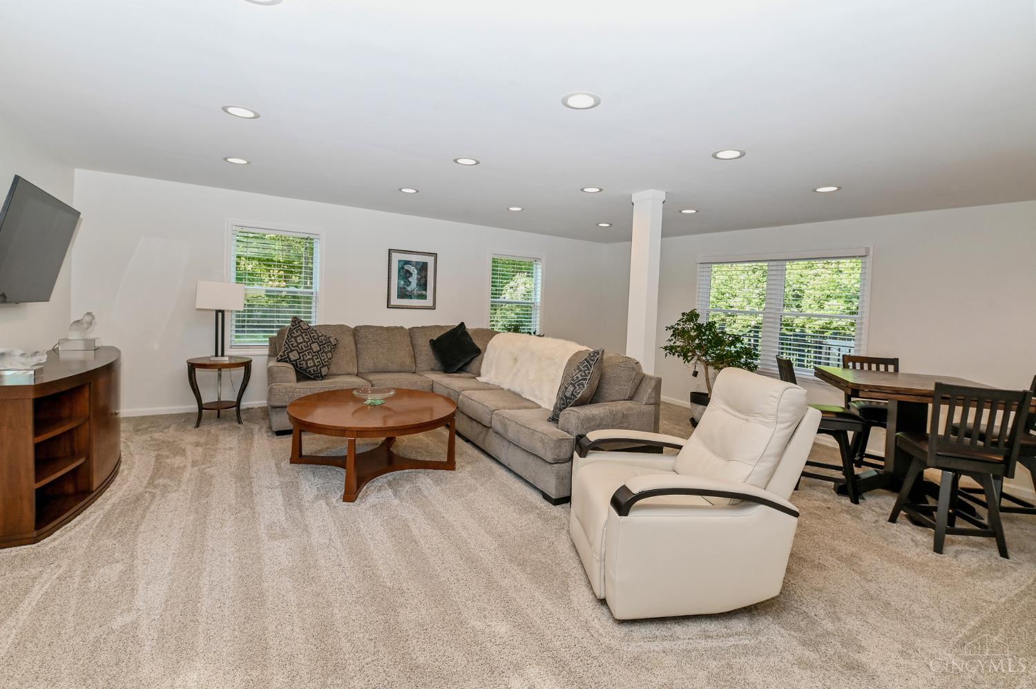 7027 Paddison Road Cincinnati, OH 45230 - Photo 15 of 55 Gallery Image 15