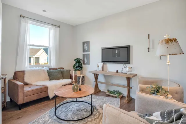 $329,990 | 2229 Holmesburg Private Circle, Gallatin, TN 37066