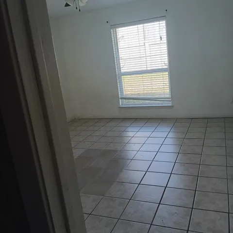 $1,600 | 14114 Old Village Lane, Sugar Land, TX 77498