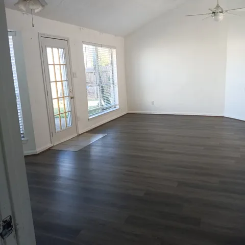 $1,600 | 14114 Old Village Lane, Sugar Land, TX 77498