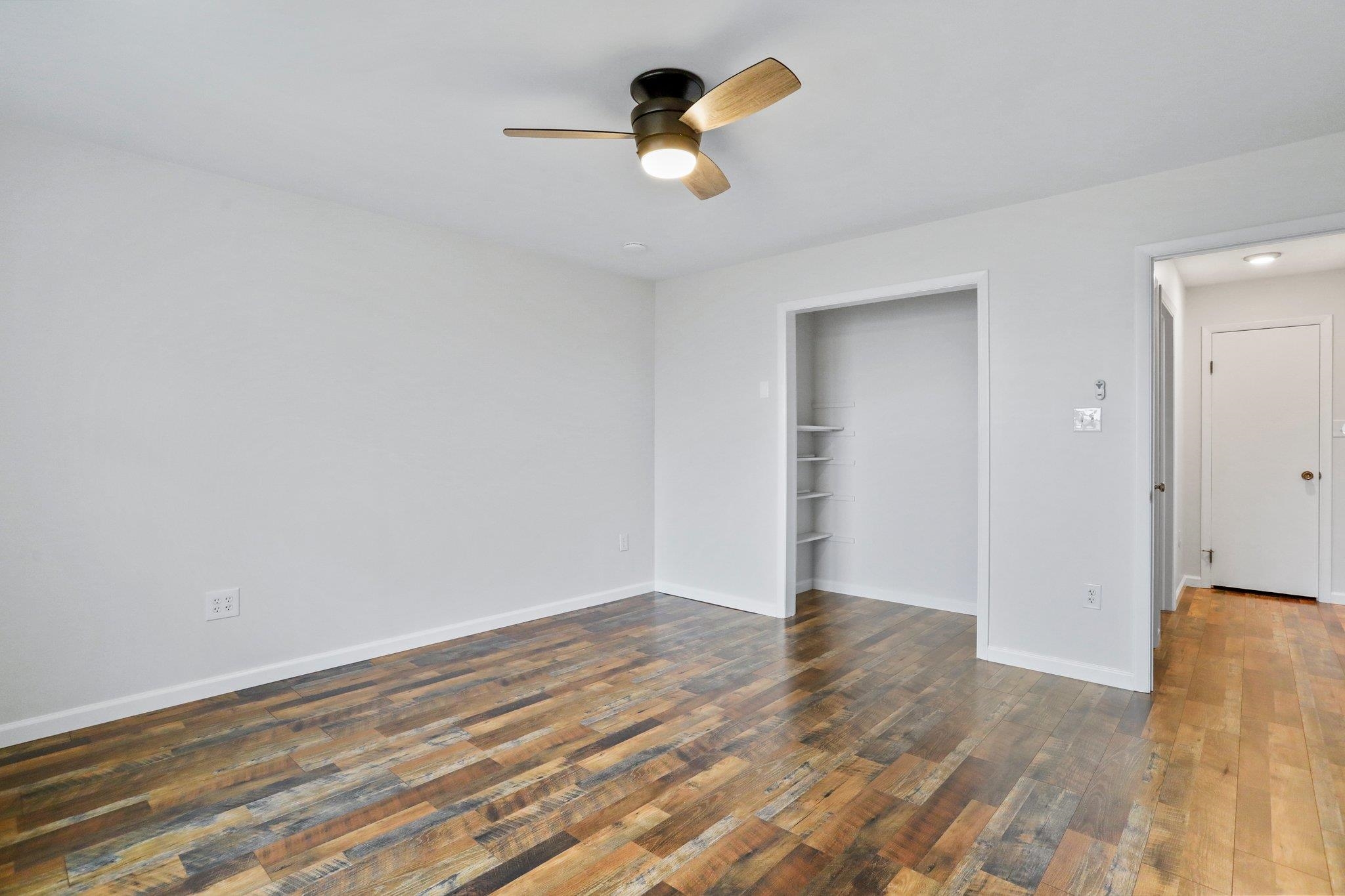 18196 New Market Road Timberville, VA 22853 - Photo 22 of 34 wooden floor in an empty room