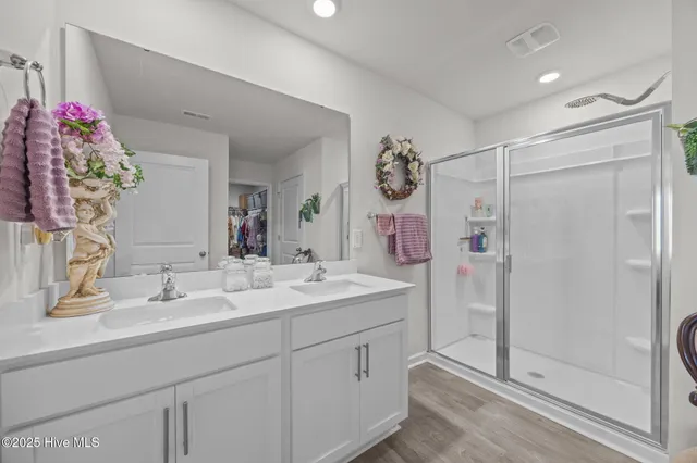 $296,500 | 3225 Carr Drive, Greenville, NC 27834