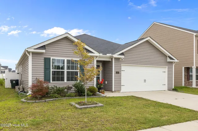 $296,500 | 3225 Carr Drive, Greenville, NC 27834