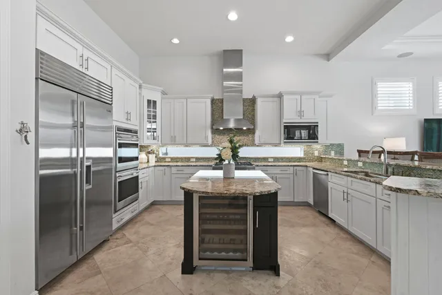 $7,797,000 | 13965 Willow Cay Drive, North Palm Beach, FL 33408