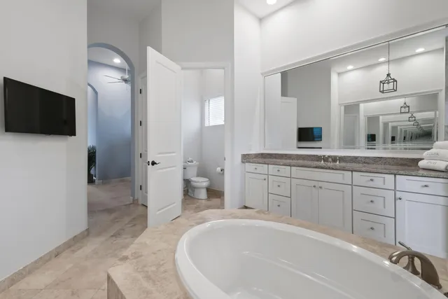 $7,797,000 | 13965 Willow Cay Drive, North Palm Beach, FL 33408