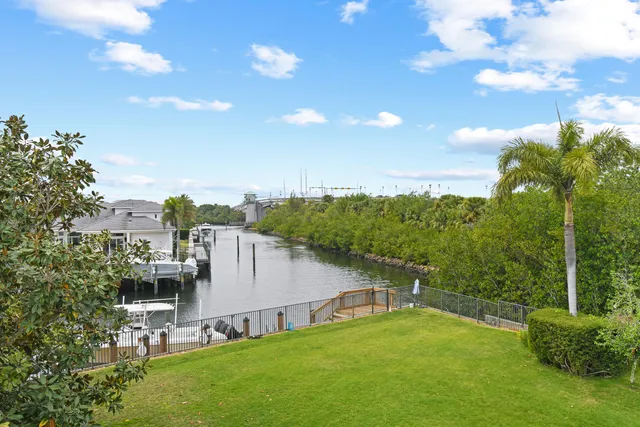 $7,797,000 | 13965 Willow Cay Drive, North Palm Beach, FL 33408