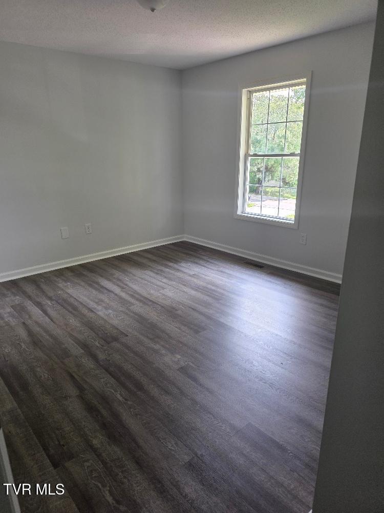 331 Gray Station Road Johnson City, TN 37615 - Photo 10 of 28 331 Gray br2
