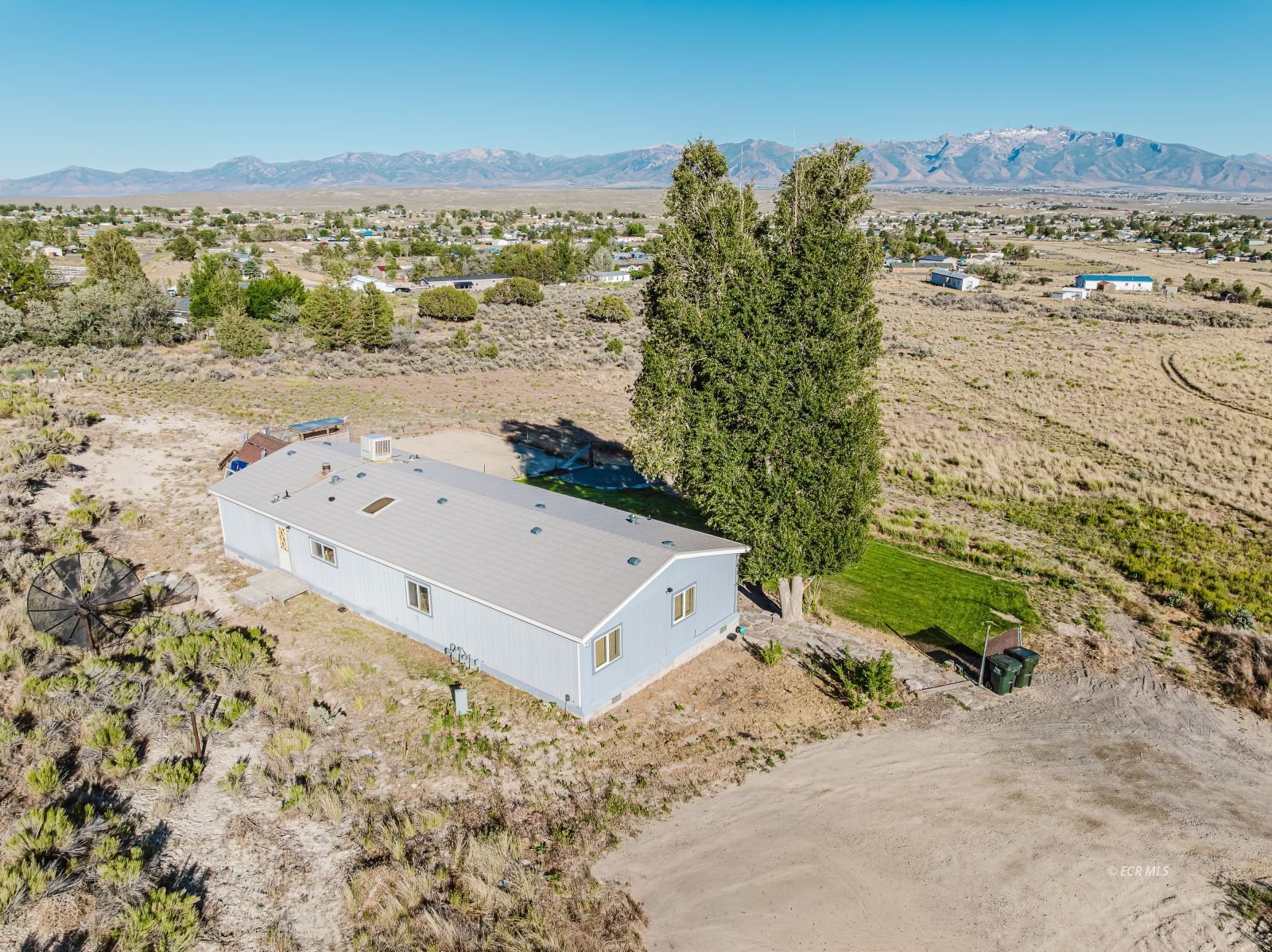 538 Spring Valley Parkway Spring Creek, NV 89815 - Photo 10 of 44