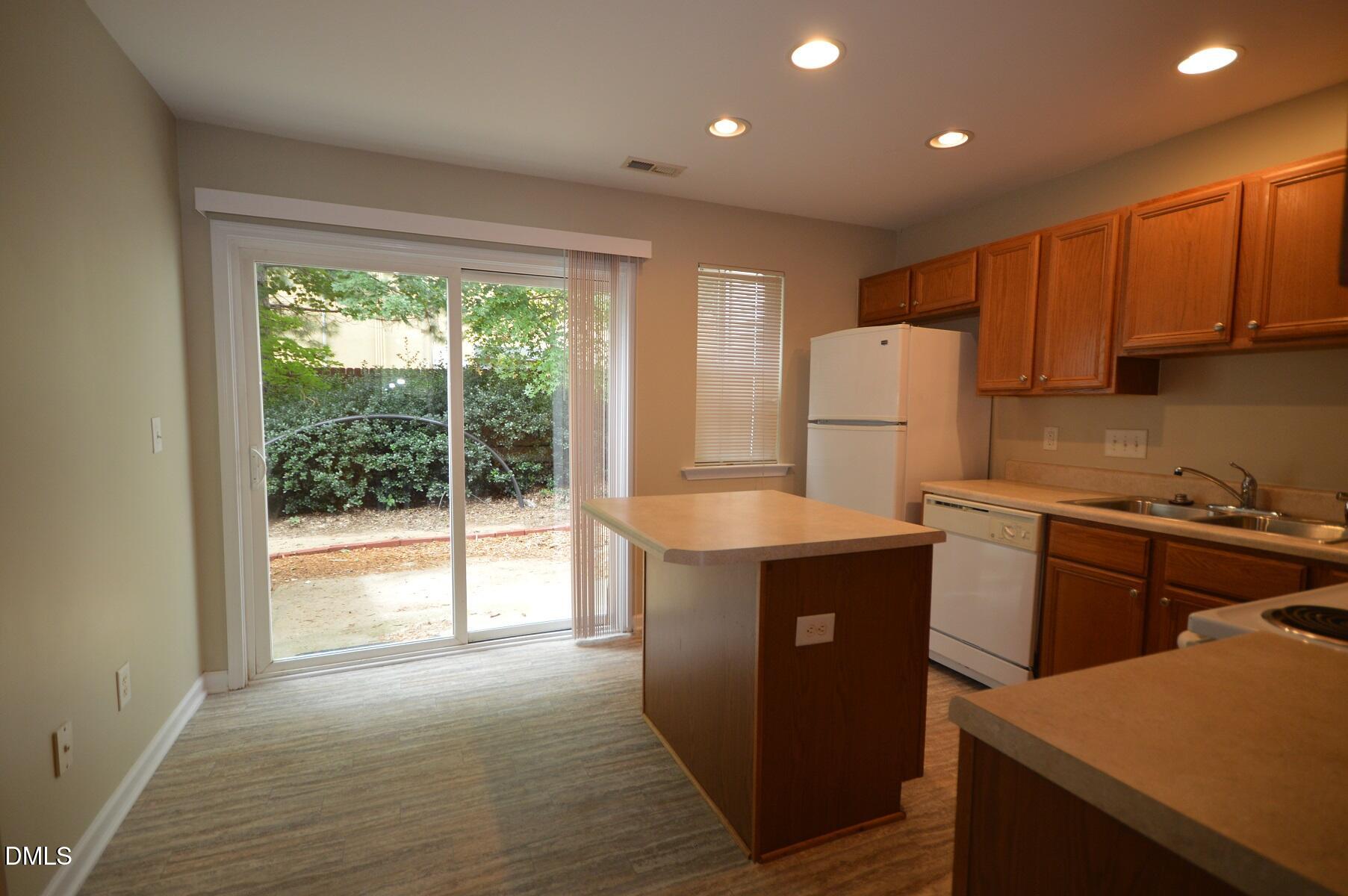 8026 River Watch Lane Raleigh, NC 27616 - Photo 9 of 27 DSC_0016