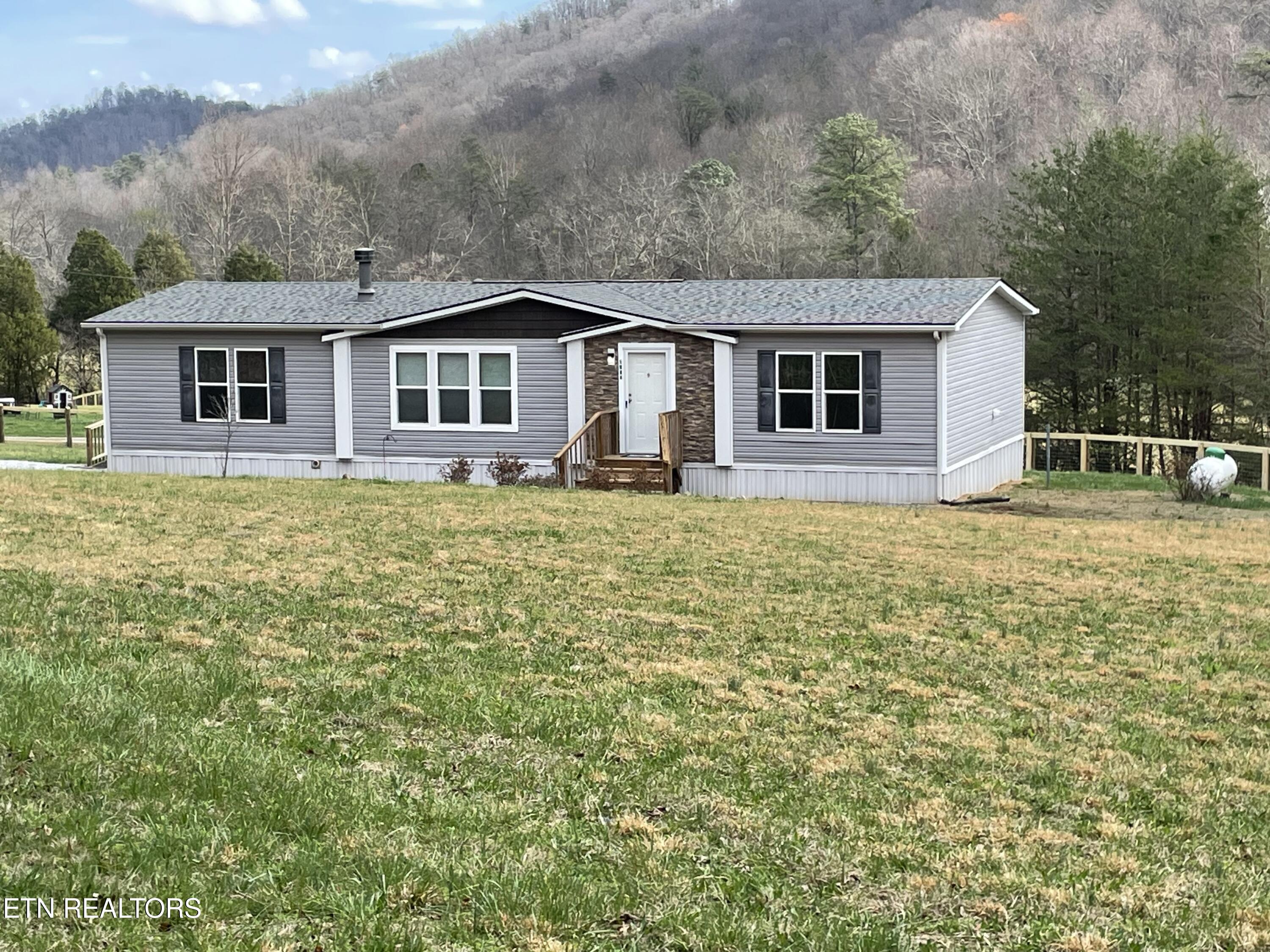 1064 Big Creek Road Madisonville, TN 37354 - Photo 3 of 44 IMG_4099