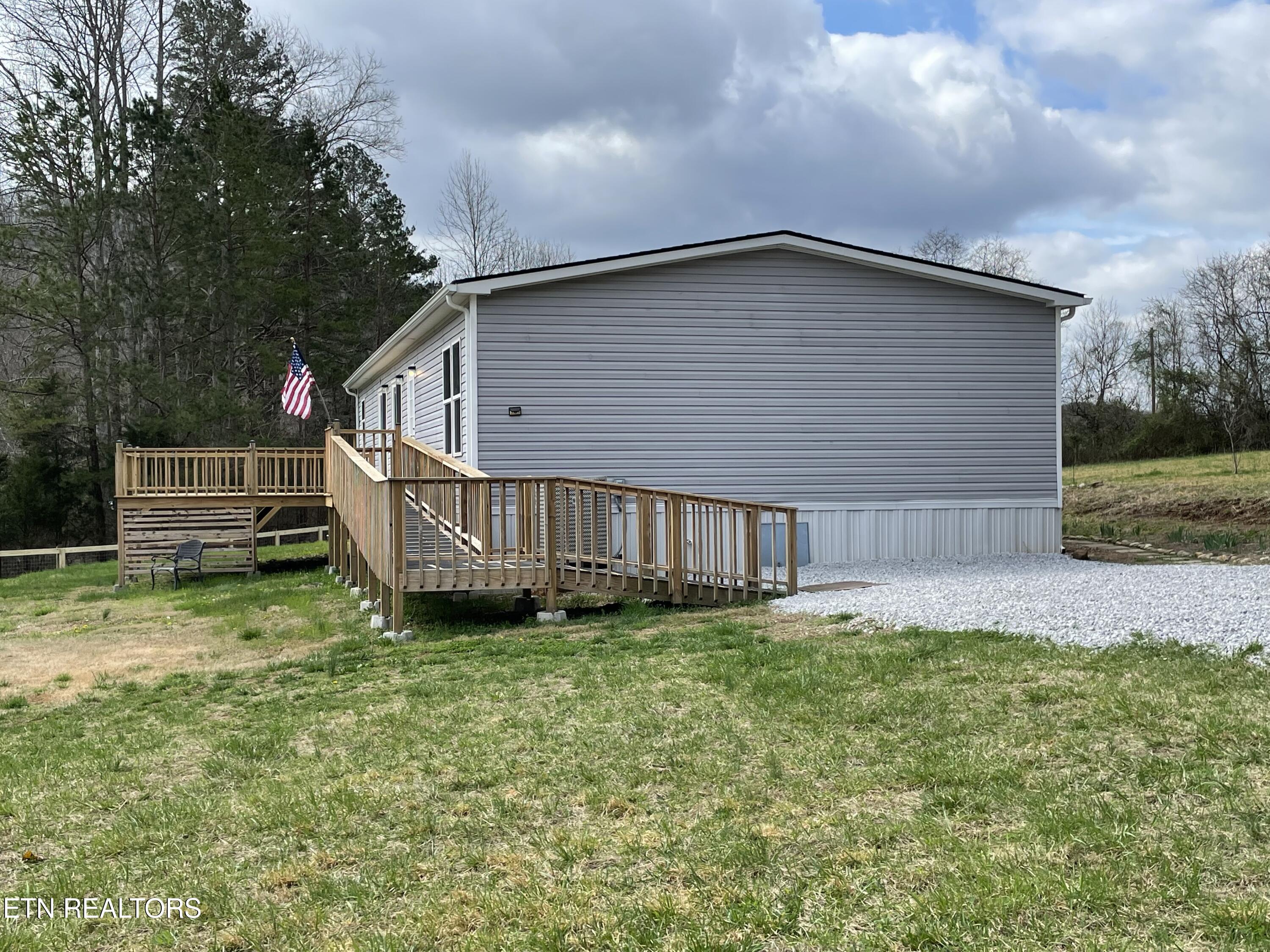 1064 Big Creek Road Madisonville, TN 37354 - Photo 7 of 44 IMG_4119