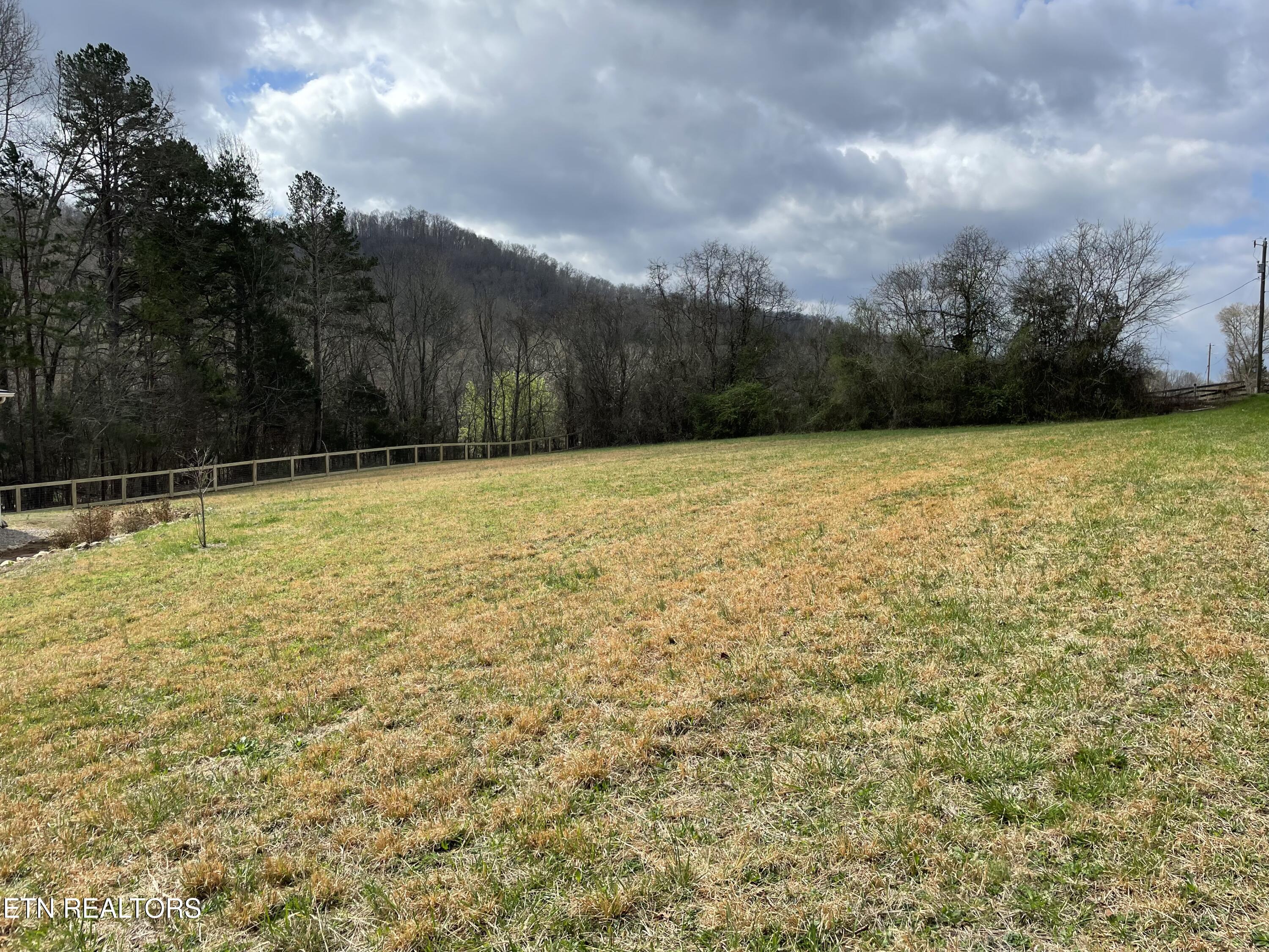 1064 Big Creek Road Madisonville, TN 37354 - Photo 10 of 44 IMG_4098