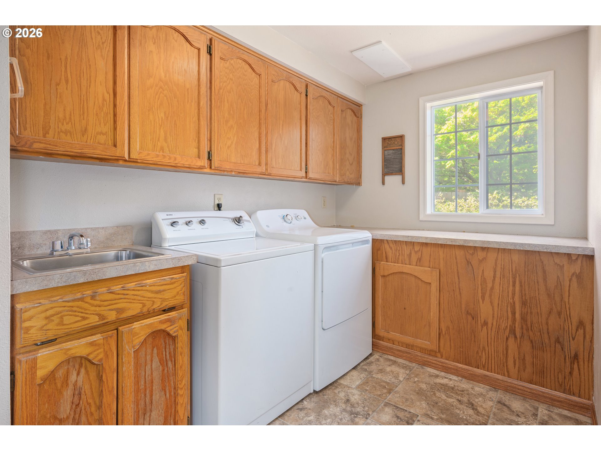 1798 Duke Court Eugene, OR 97401 - Photo 20 of 48