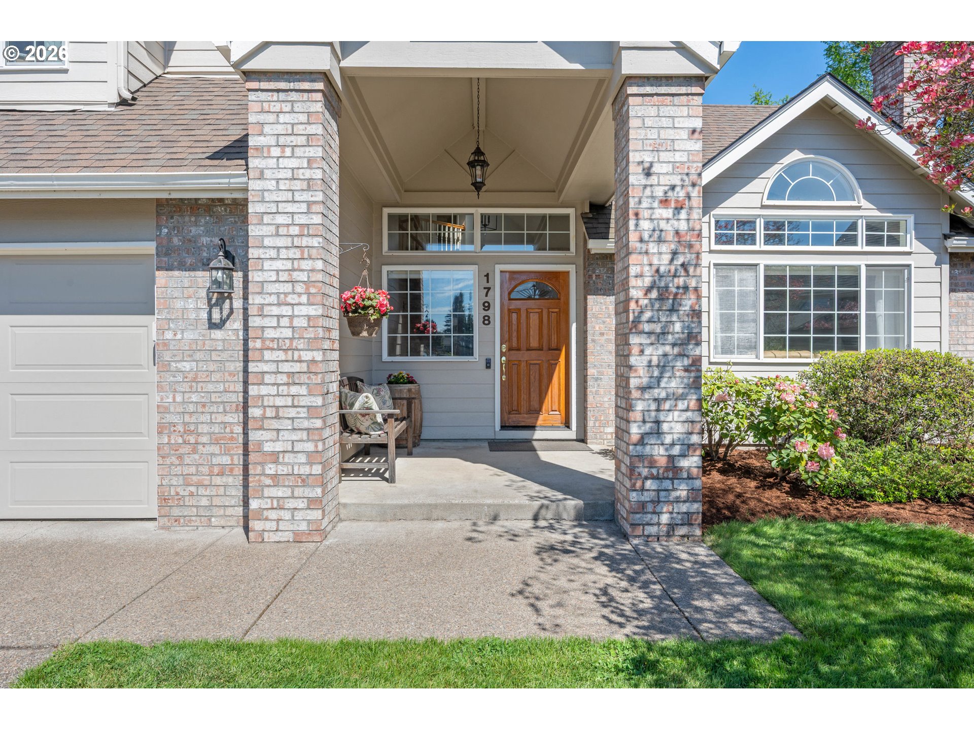 1798 Duke Court Eugene, OR 97401 - Photo 2 of 48