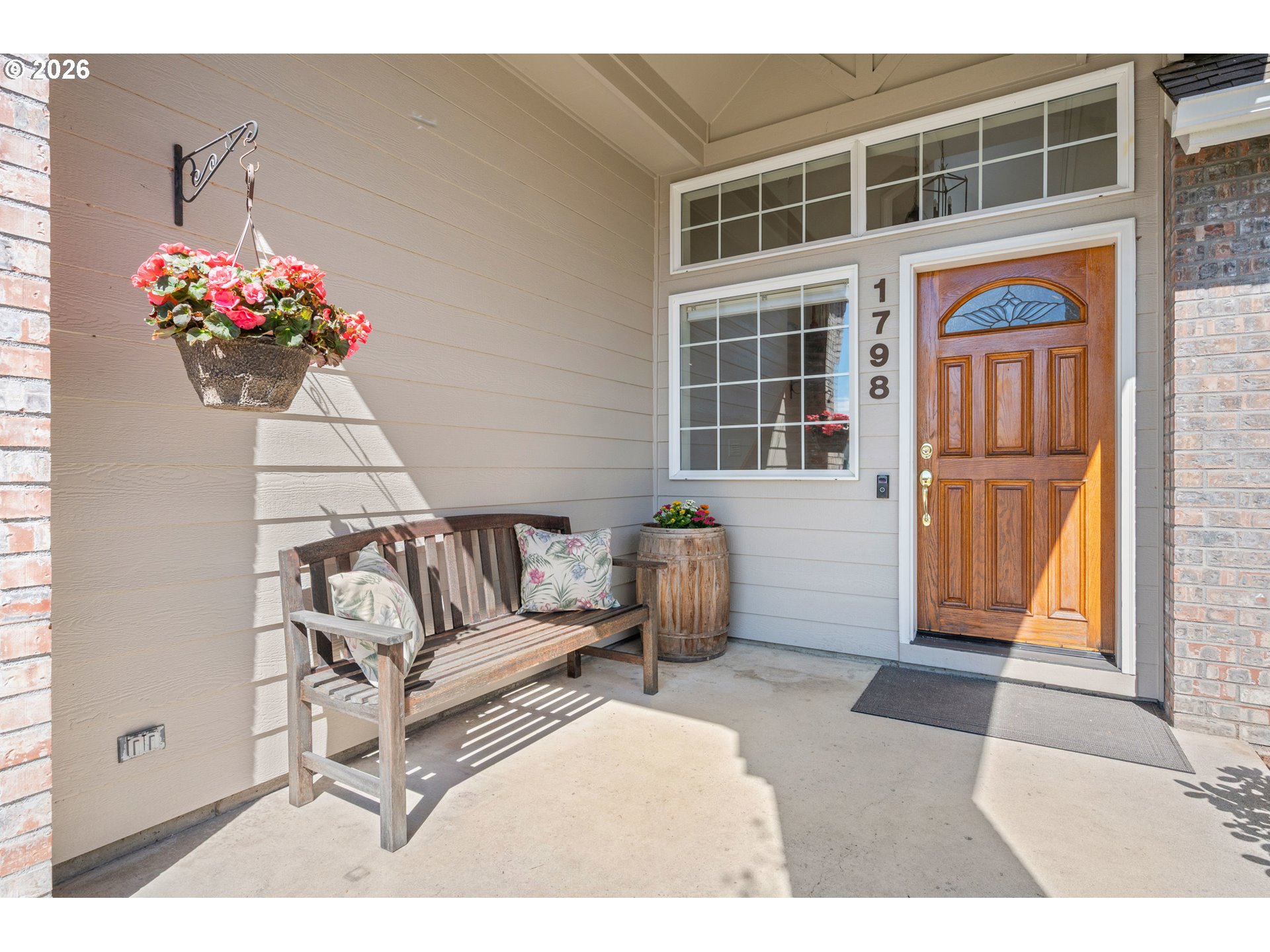 1798 Duke Court Eugene, OR 97401 - Photo 3 of 48