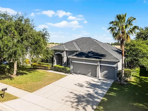 $750,000 | 849 Shadowmoss Drive, Winter Garden, FL 34787