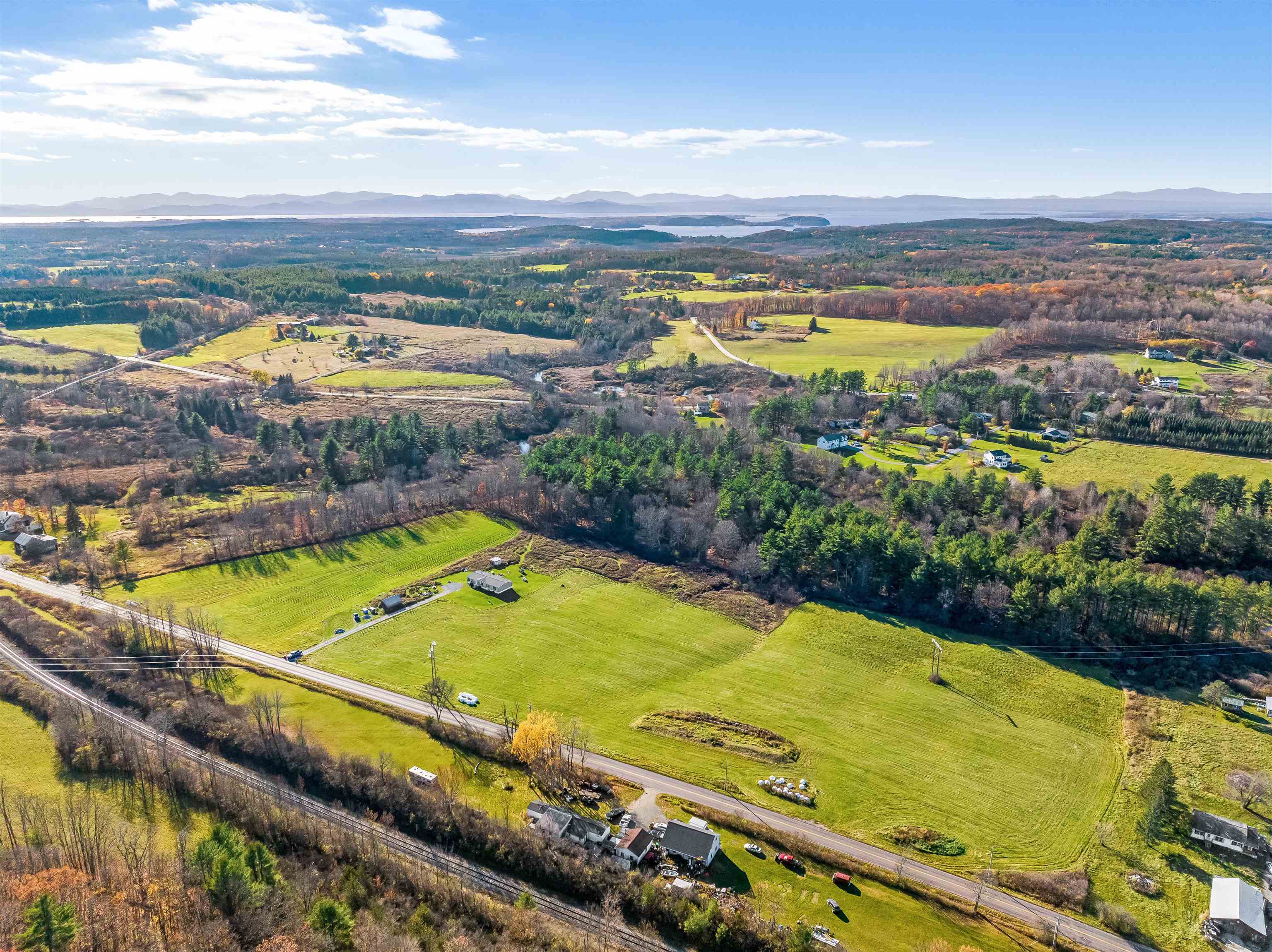 935 E Road Milton, VT 05468 - Photo 8 of 27 Gallery Image 8