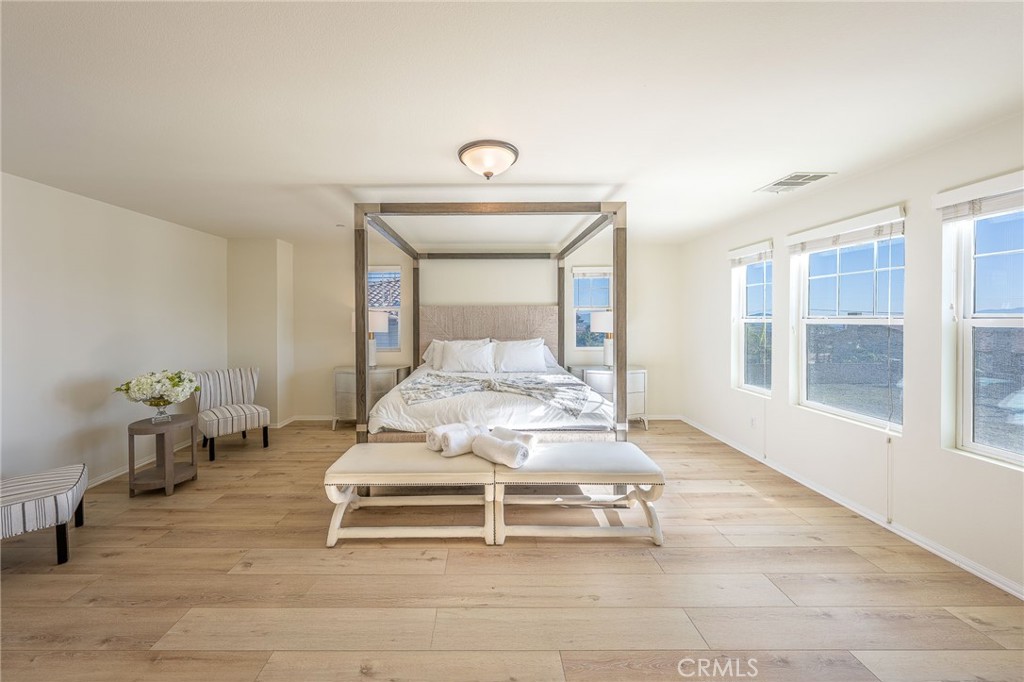 5062 Woodley Ridge Drive Rancho Cucamonga, CA 91739 - Photo 12 of 33 a living room with furniture