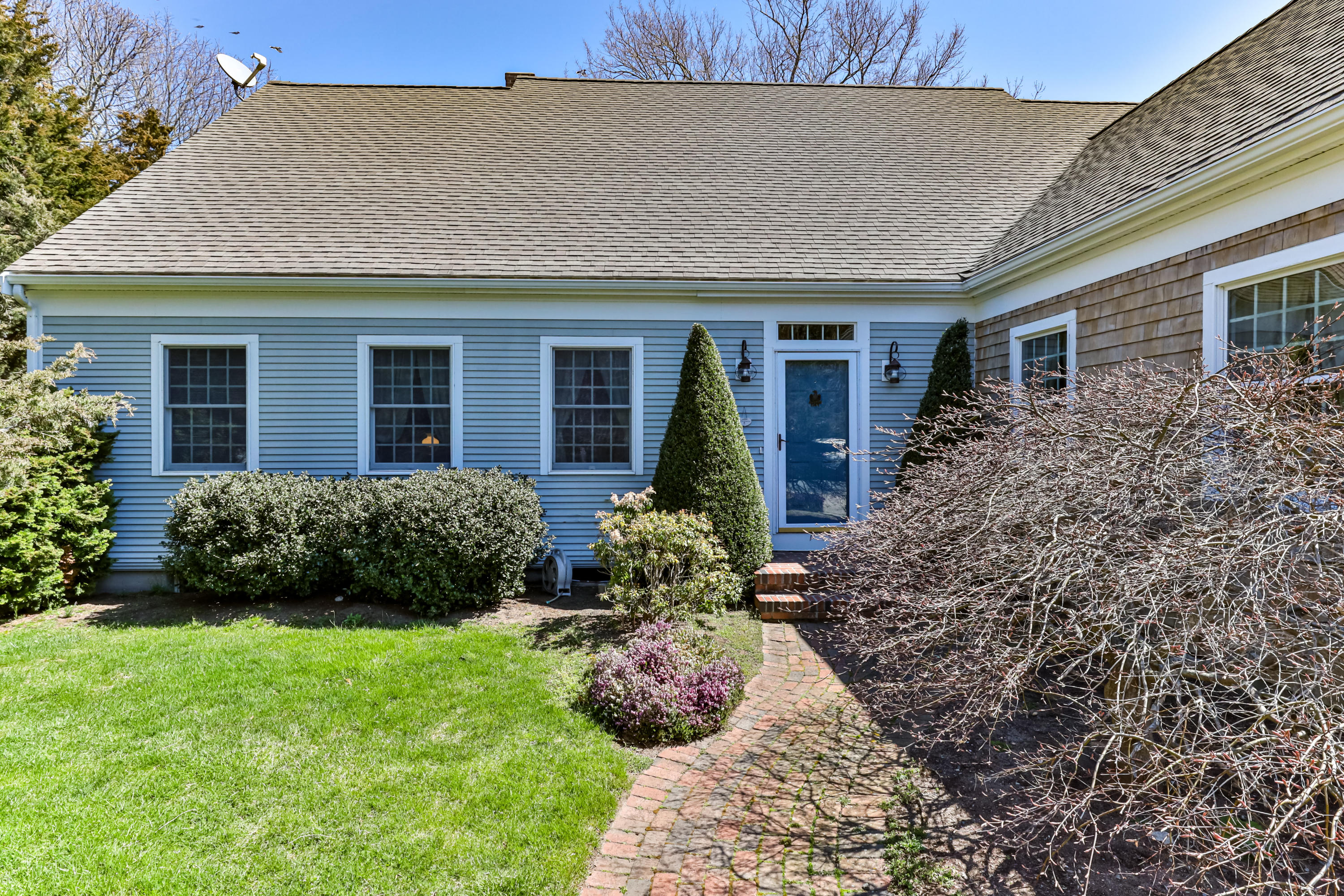 42 Salt Works Road Brewster, MA 02631 - Photo 3 of 61 42SalLR-3