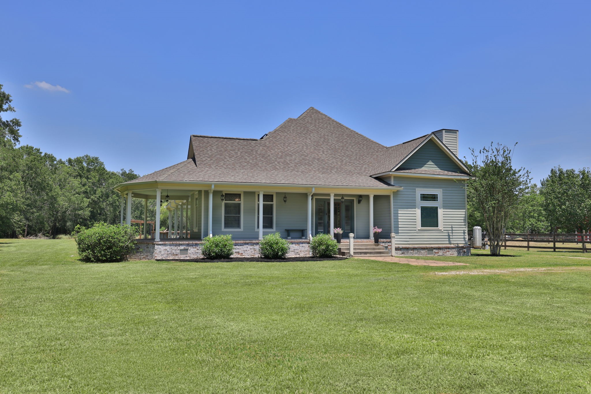 10885 Post Oak Drive Conroe, TX 77385 - Photo 4 of 50