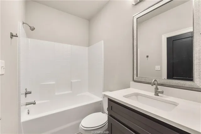 $4,550 | 703 Turner Street, College Station, TX 77840