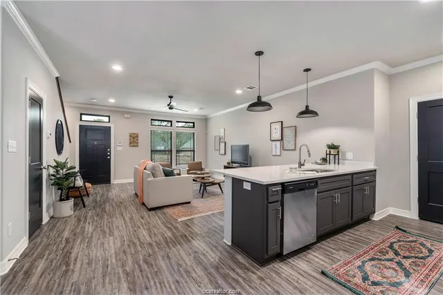 $4,550 | 703 Turner Street, College Station, TX 77840