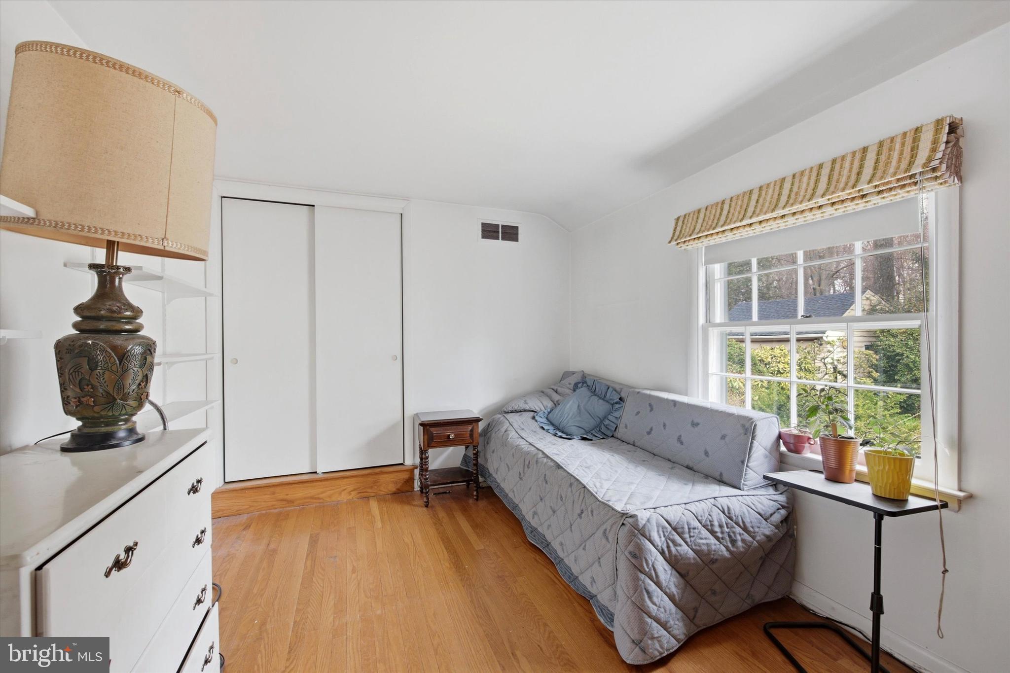 359 Spring Valley Road Springfield, PA 19064 - Photo 18 of 27 Small Bedroom