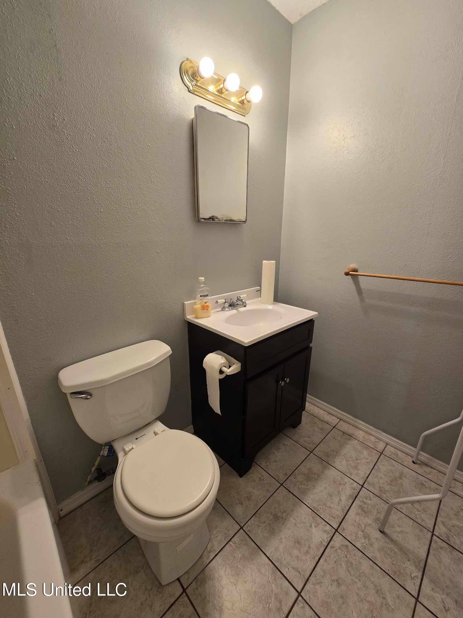 3824 2nd Street Moss Point, MS 39563 - Photo 12 of 25 441909952_409218138760032_13066308406424