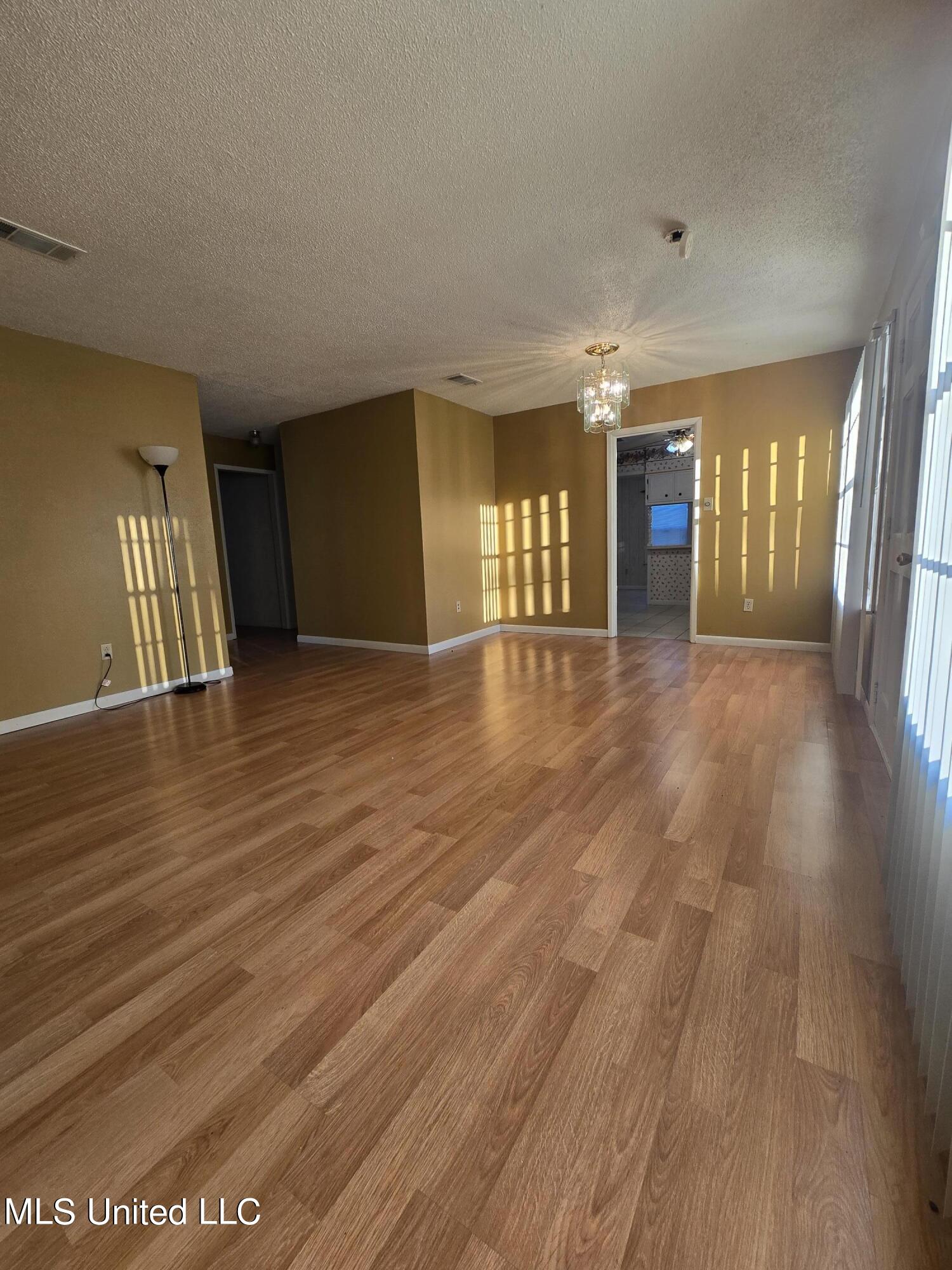 3824 2nd Street Moss Point, MS 39563 - Photo 3 of 25 14
